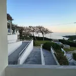 Ξενοδοχείο με διαμερίσματα Aktio