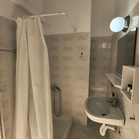 Aparthotel Aktio Studios 3*